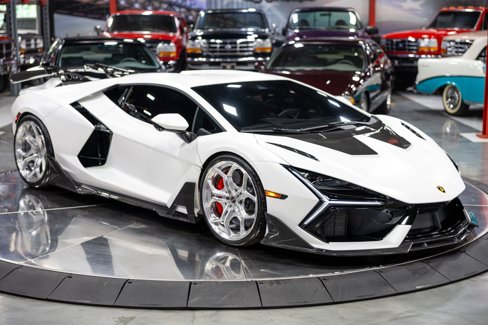 Used 2024 Lamborghini Revuelto image 37