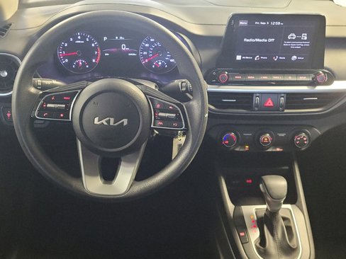 Used 2023 Kia Forte LXS image 22