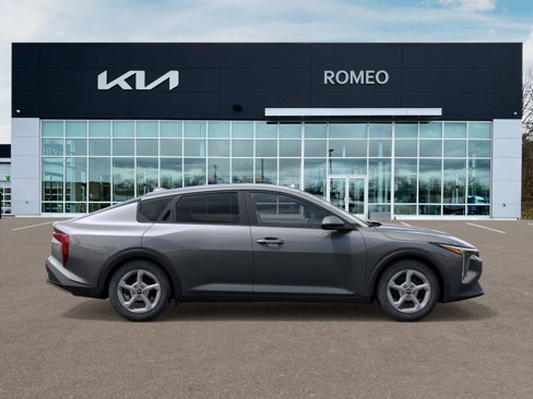 New 2025 Kia K4 LXS image 7