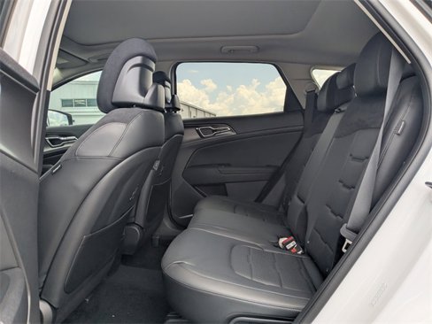 New 2026 Kia Sportage SX image 16