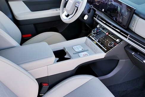 New 2026 Hyundai Santa Fe SEL image 13
