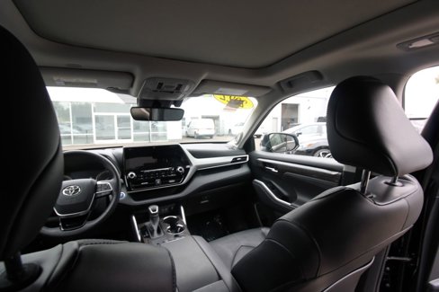 Used 2022 Toyota Highlander Platinum image 27
