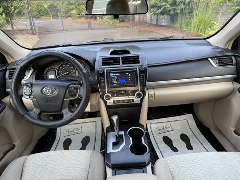 Used 2013 Toyota Camry LE image 13
