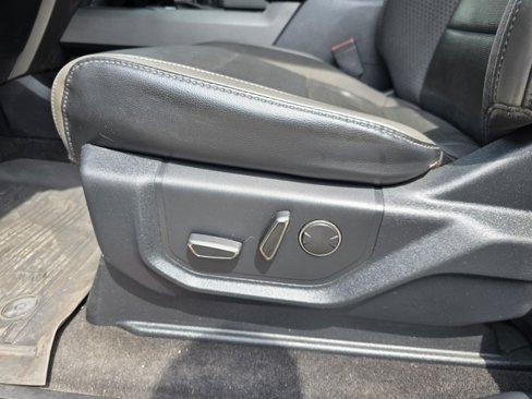 Used 2019 Ford F150 Raptor w/ Equipment Group 802A Luxury image 11