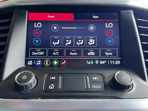 Used 2021 GMC Acadia SLE w/ Driver Convenience Package image 39