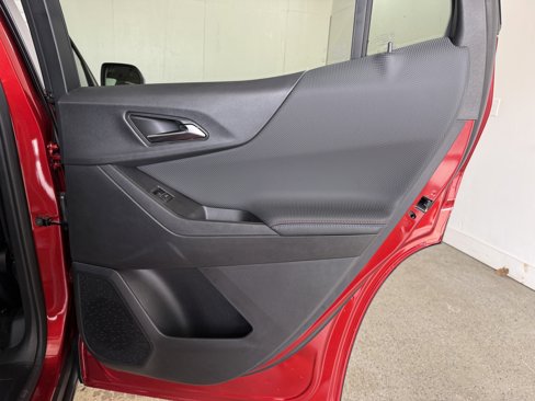 New 2026 Chevrolet Equinox RS w/ Safety and Technology Package image 38