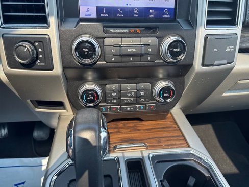 Used 2020 Ford F150 Lariat w/ Equipment Group 502A Luxury image 17