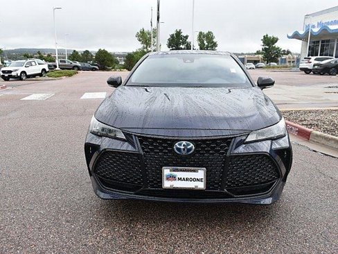 Used 2021 Toyota Avalon XSE image 2
