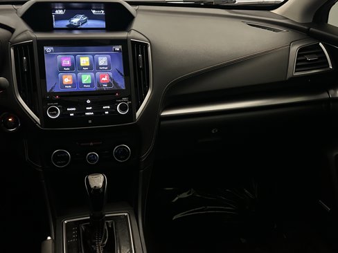 Used 2018 Subaru Crosstrek 2.0i Limited image 16