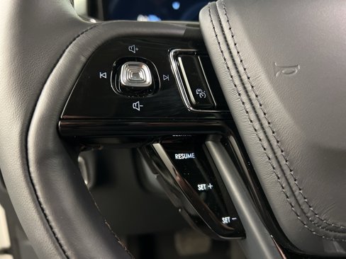 New 2025 Lincoln Aviator Reserve w/ Equipment Group 201A image 17