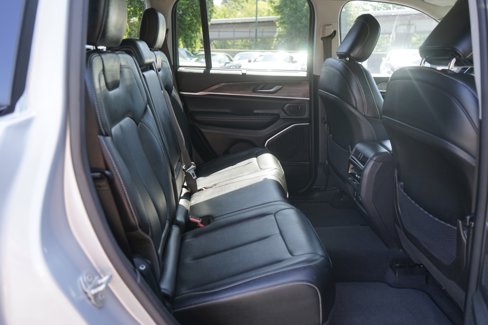 Used 2023 Jeep Grand Cherokee 4WD 4xe w/ Luxury Tech Group II image 21