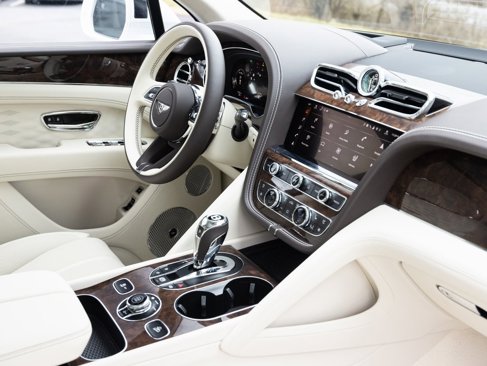 New 2025 Bentley Bentayga image 61