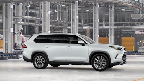 New 2026 Toyota Grand Highlander Platinum image 16