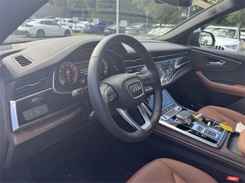 Certified 2025 Audi Q8 Premium Plus image 26
