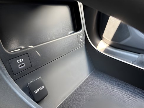 New 2025 Subaru Solterra Premium image 20