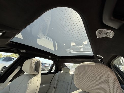 New 2026 BMW 740i w/ Executive Package image 20