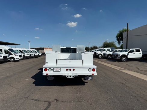 New 2026 Ford F550 4x4 SuperCab Super Duty image 3