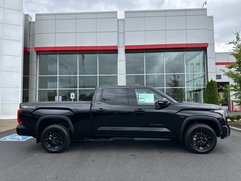 New 2025 Toyota Tundra Limited image 2