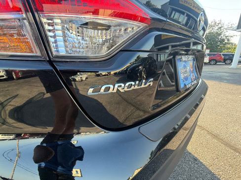 Used 2025 Toyota Corolla LE w/ LE Premium Package image 30