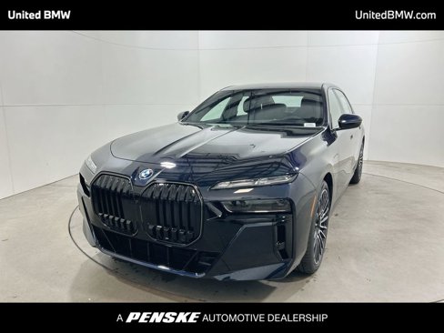 New 2026 BMW 750e xDrive w/ Executive Package image 1