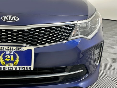 Used 2018 Kia Optima S w/ Panoramic Sunroof Package image 6