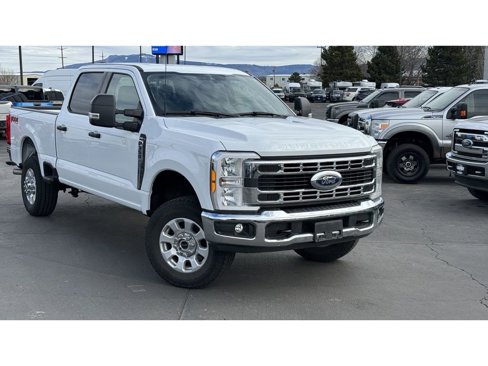 Used 2023 Ford F350 XLT w/ FX4 Off-Road Package image 2