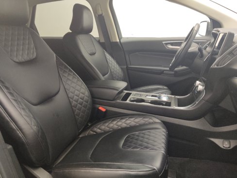 Used 2024 Ford Edge Titanium image 21