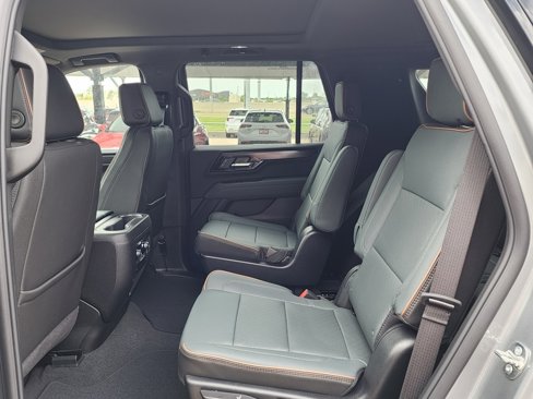 New 2026 GMC Yukon AT4 w/ AT4 Premium Package image 48