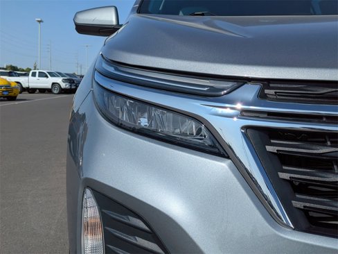 Used 2024 Chevrolet Equinox LT image 41