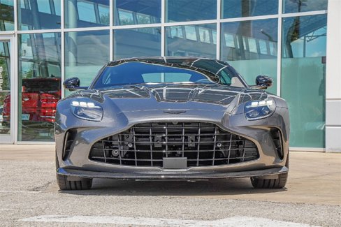 New 2026 Aston Martin V8 Vantage Coupe image 7