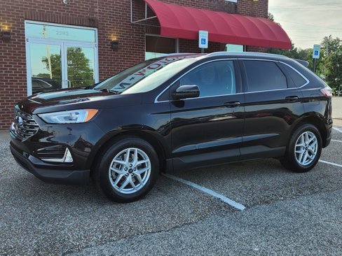 Used 2022 Ford Edge SEL w/ Convenience Package image 2