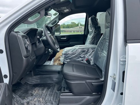 Used 2025 Chevrolet Silverado 2500 W/T w/ WT Convenience Package image 5