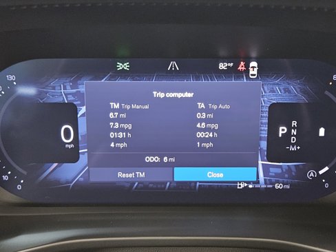 New 2026 Volvo XC40 B5 Plus w/ Protection Package Premier image 11