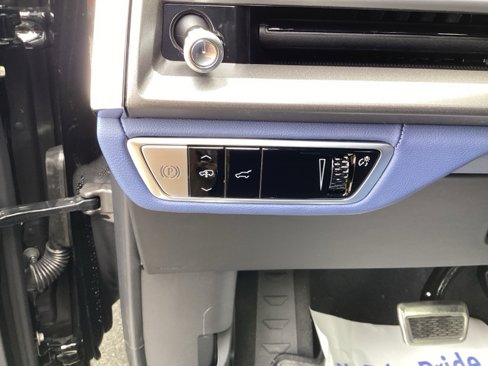 New 2026 Cadillac Vistiq Premium Luxury image 21