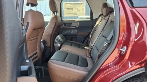 New 2025 Ford Bronco Sport Outer Banks image 5