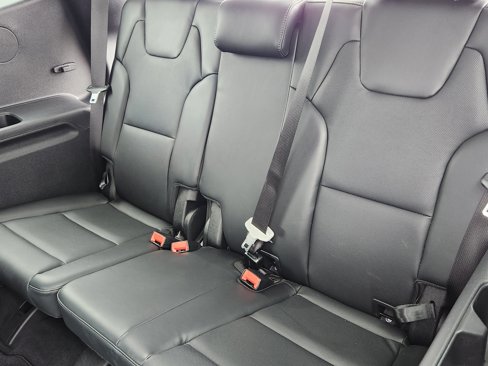 Used 2025 Kia Telluride S image 11