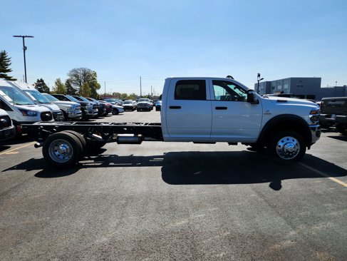 New 2026 RAM 5500 Tradesman image 11