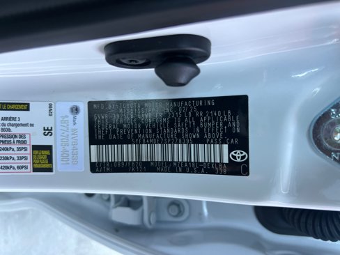 Used 2025 Toyota Corolla LE image 22