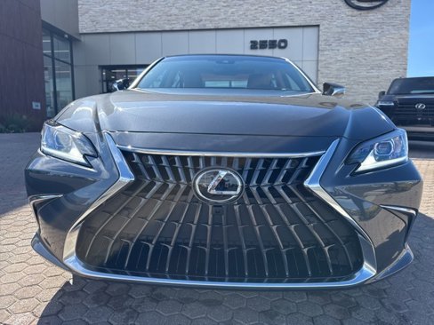 New 2025 Lexus ES 350 Luxury w/ Accessory Package (Z2) image 18