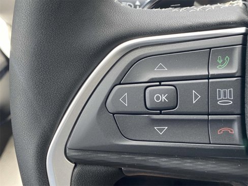 New 2025 Jeep Grand Cherokee L Altitude image 60