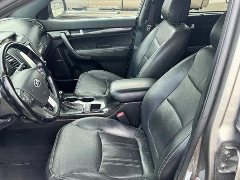 Used 2014 Kia Sorento SX w/ 3rd Row Package image 9