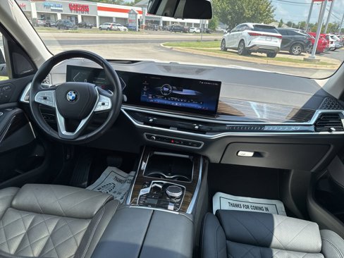 Used 2024 BMW X7 xDrive40i image 30