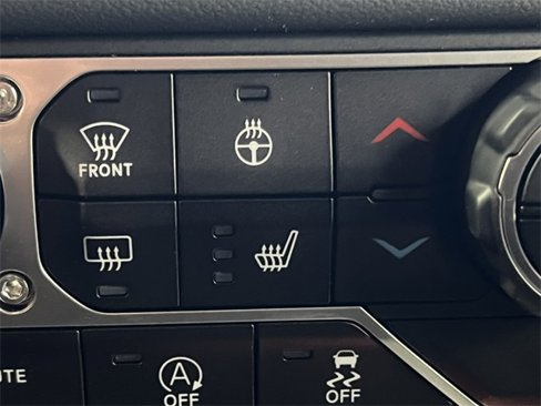 New 2025 Jeep Wrangler Sahara image 20