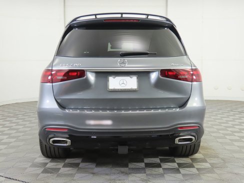New 2026 Mercedes-Benz GLS 580 4MATIC image 6