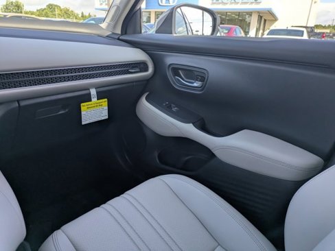 New 2026 Honda HR-V EX-L image 17