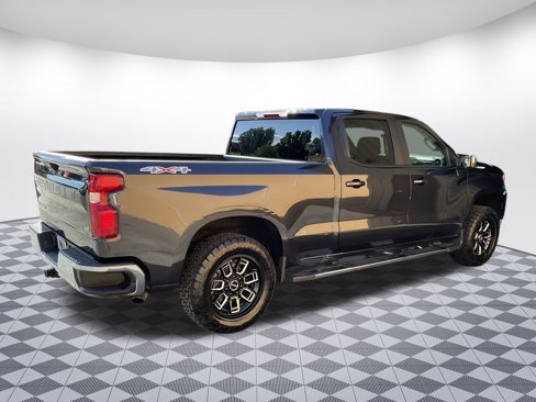 Used 2024 Chevrolet Silverado 1500 LT w/ Protection Package image 3