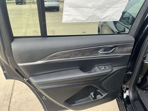 New 2025 Jeep Grand Cherokee L Limited image 20
