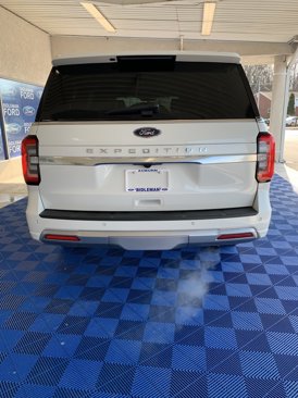 Used 2024 Ford Expedition Max Platinum image 5