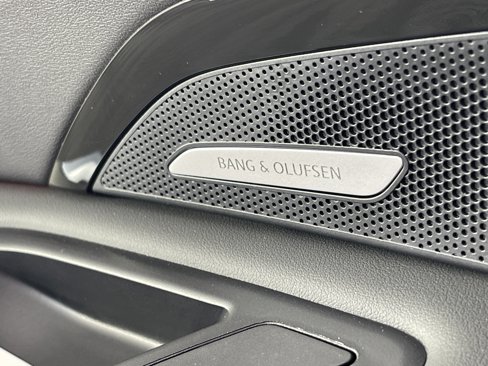 New 2025 Audi Q5 Premium Plus image 18