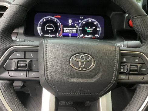 Used 2025 Toyota Tacoma TRD Off-Road image 19
